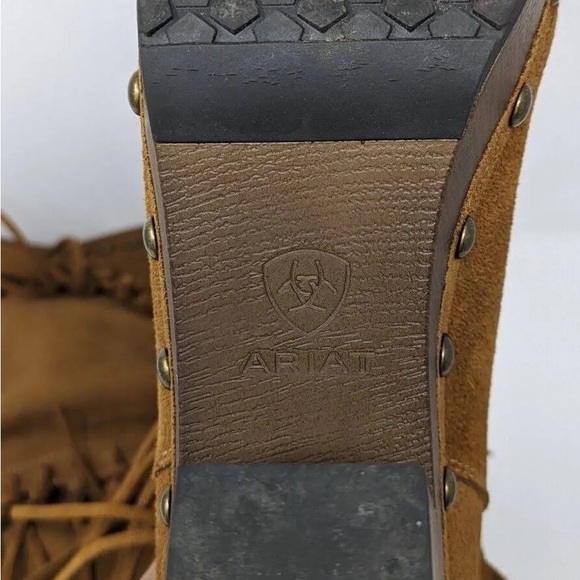 Ariat boots size 6 - Picture 3 of 7